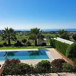 Villa Chrystallia Anarita
