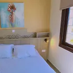 Chrystallia Villa *