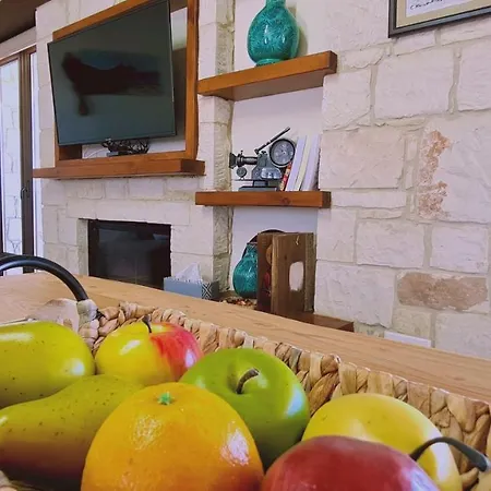 Chrystallia Anaríta