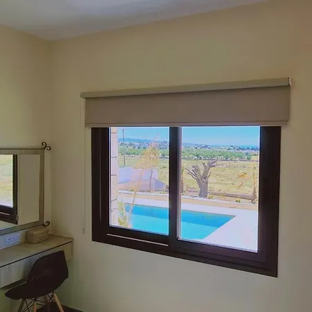 Chrystallia * Anaríta