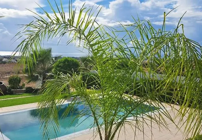 Chrystallia ヴィラ